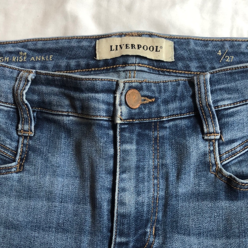 Skinny jeans